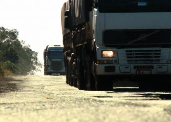 Estudo aponta que 20% das indústrias tiveram cargas furtadas ou roubadas nos últimos cinco anos; 68% dos casos foram em rodovias